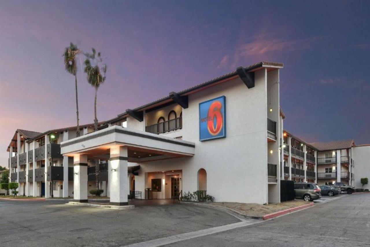 Motel 6 Ontario Ca Convention Center Airport 외부 사진