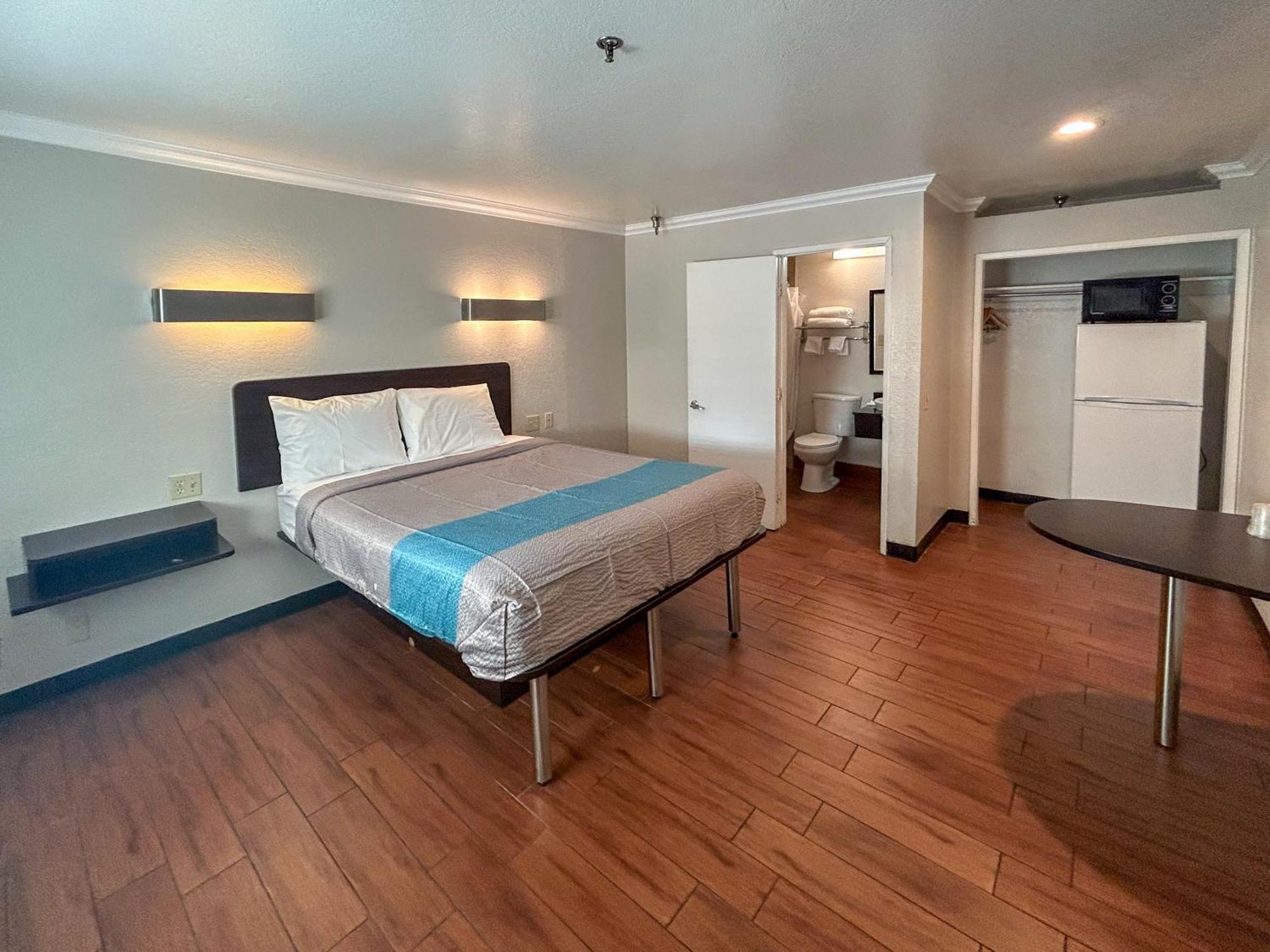 Motel 6 Ontario Ca Convention Center Airport 외부 사진