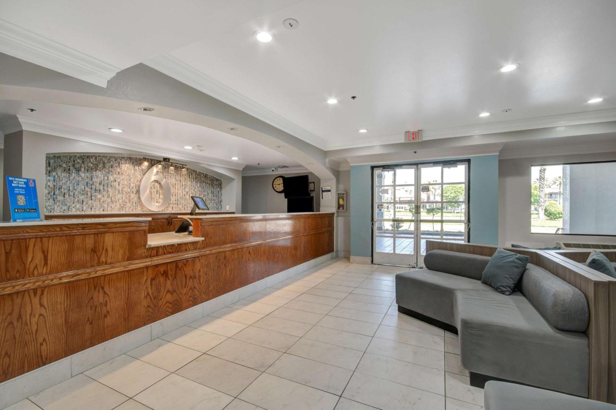 Motel 6 Ontario Ca Convention Center Airport 외부 사진