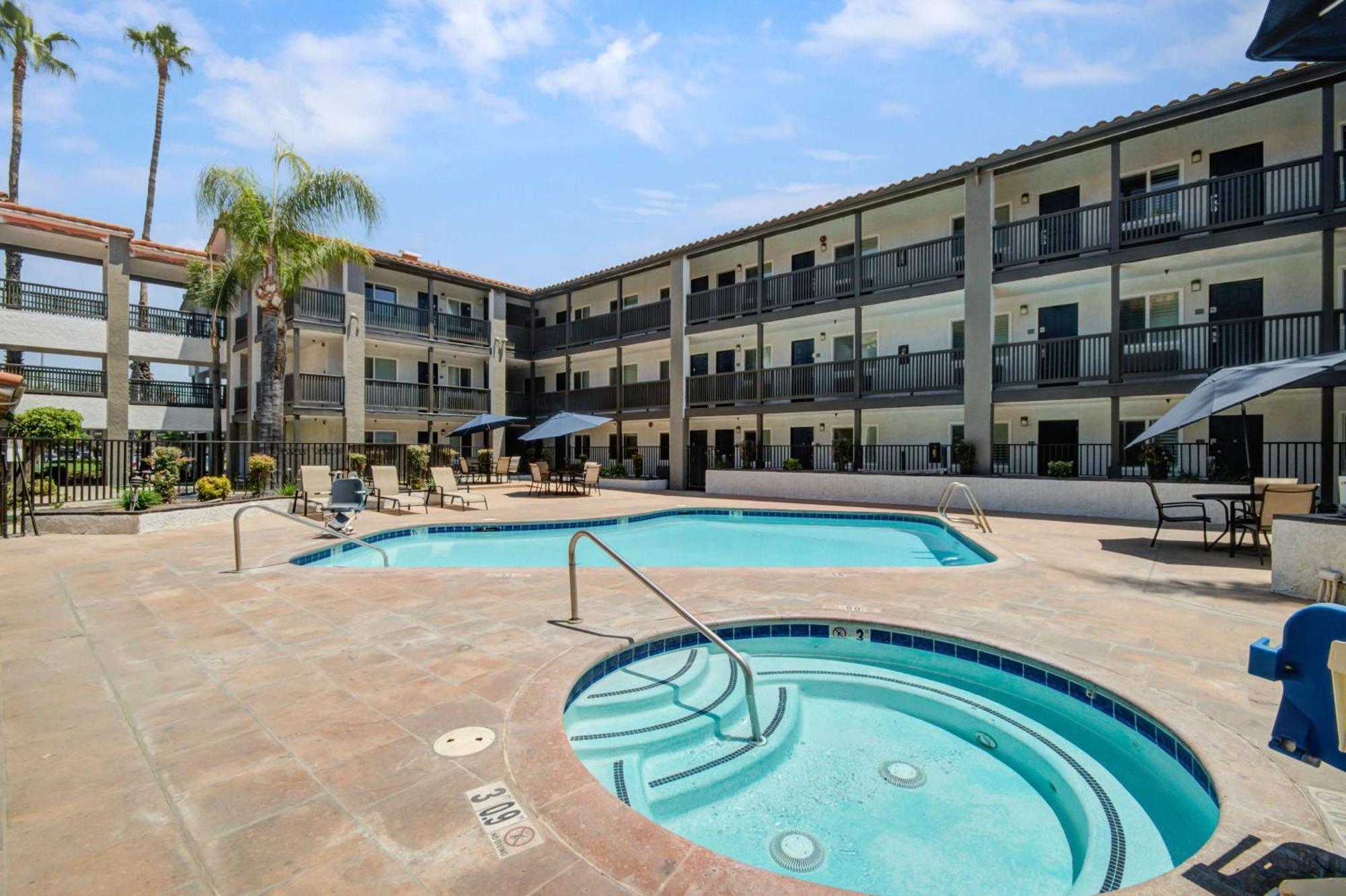 Motel 6 Ontario Ca Convention Center Airport 외부 사진