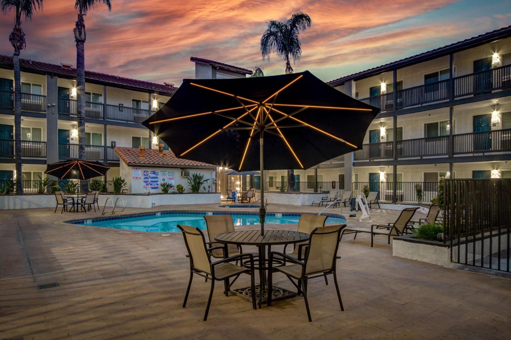 Motel 6 Ontario Ca Convention Center Airport 외부 사진